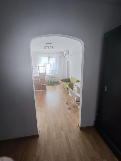 Garsonieră semidecomandată în Colentina