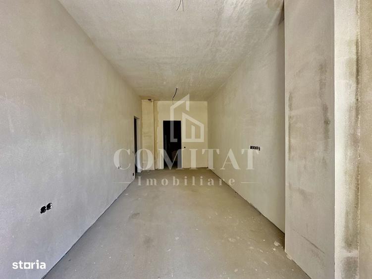Apartament cu 4 camere în Florești