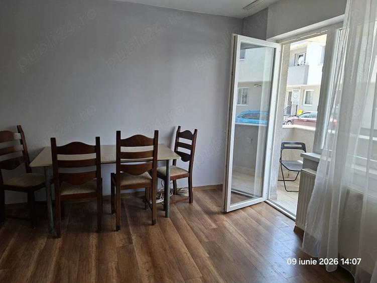 Apartament cu 2 camere decomandat în Florești