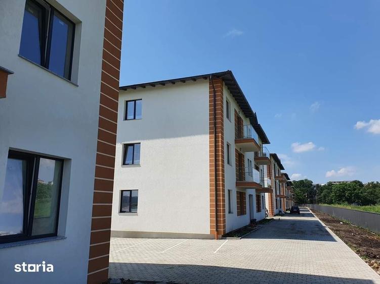 Apartament cu 3 camere decomandat în Burdujeni