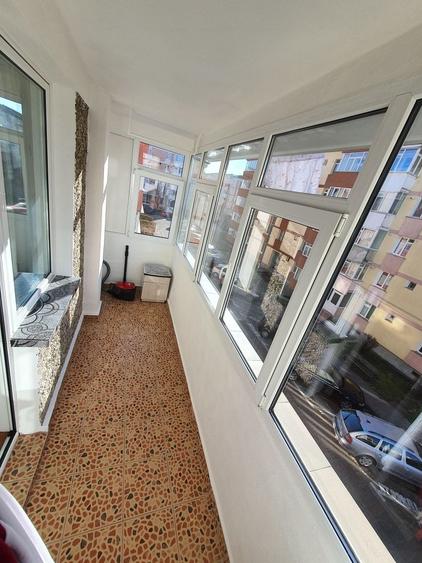 Apartament cu 2 camere decomandat în Sud
