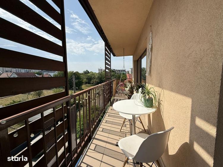Apartament la etaj intermediar cu parcare, Carmen Silva - 1