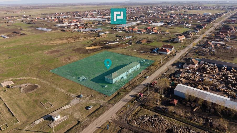 Spațiu industrial, de 455 mp, în Zărand