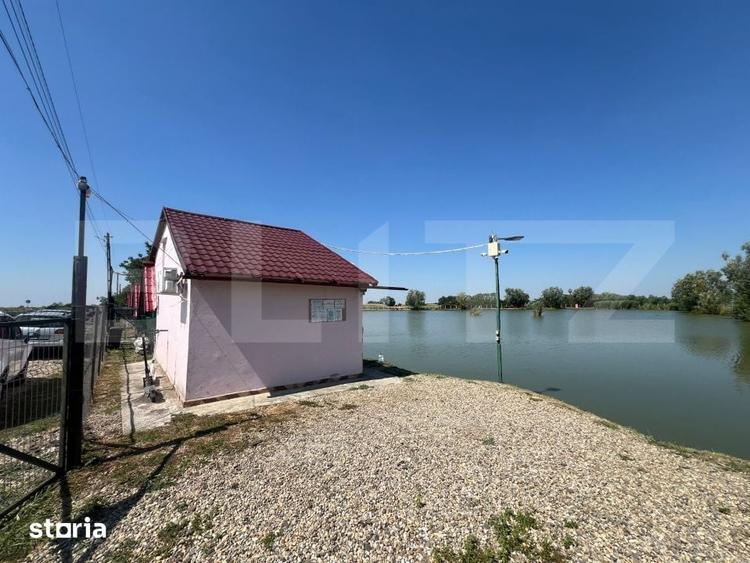 Teren de 20000 mp, în Doba
