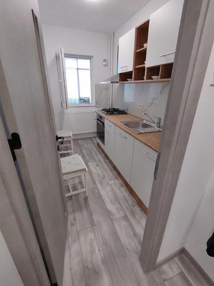Garsonieră decomandată în Rahova