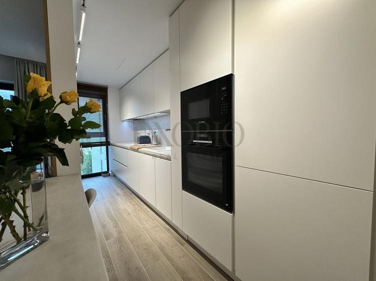 Apartament cu 2 camere decomandat în P-ta Presei Libere