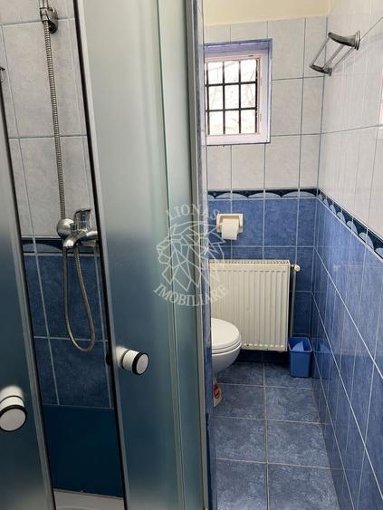 Casă cu 5 camere cu Canalizare în Ultracentral