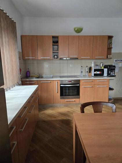 Casă cu Teren 300 Mp în Central