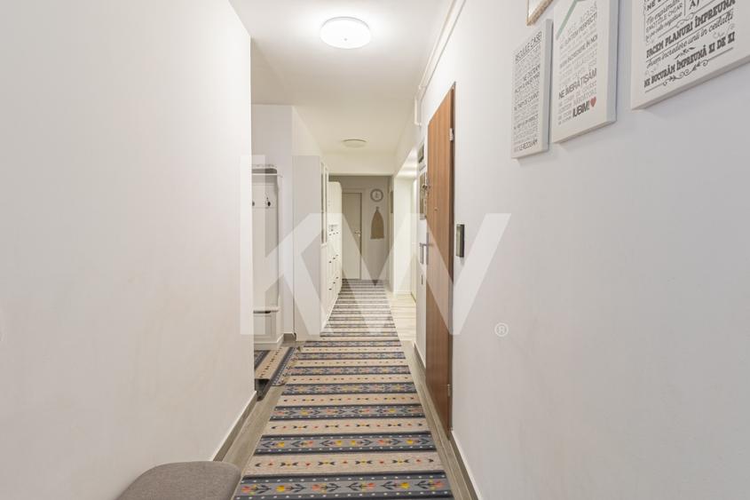 Apartament cu 5 camere decomandat, mobilat în Noua
