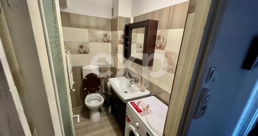 Apartament cu 3 camere decomandat în Capitol