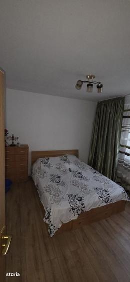 2 camere Fratii Golesti Zona Gara, etaj 2 - 3