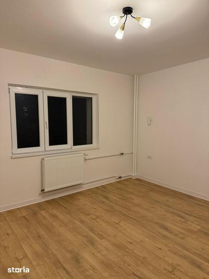 Apartament cu 2 camere decomandat în Vitan