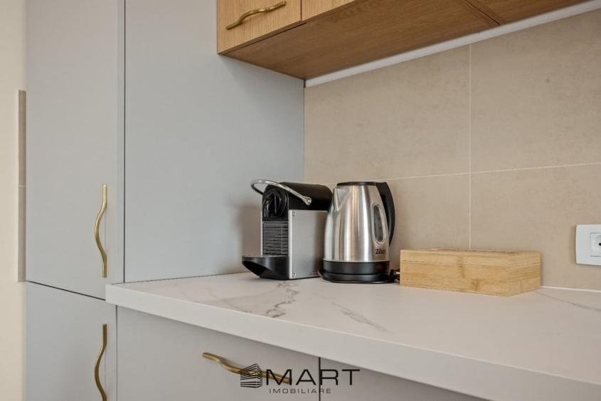 Apartament cu 2 camere semidecomandat în Tractorul