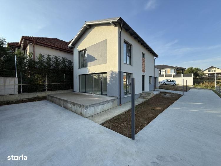 Casa noua P+E cu garaj la 3 minute de Primarie. Pret 169.000 Euro - 12