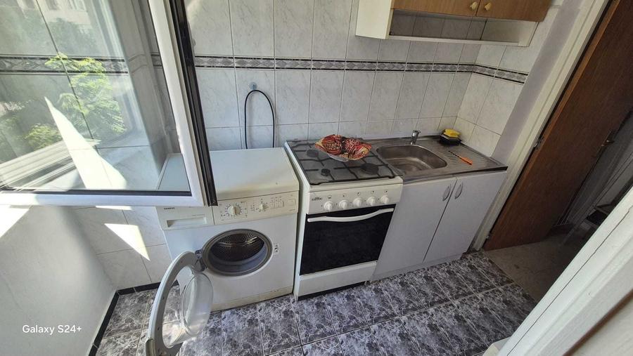 Garsonieră semidecomandată, mobilată în Tineretului