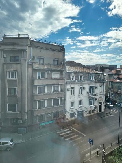 Apartament cu 2 camere decomandat, mobilat în Armeneasca