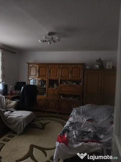 Casă cu 5 camere în Iris