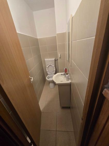 Apartament cu 3 camere semidecomandat în Olimpia-Stadion