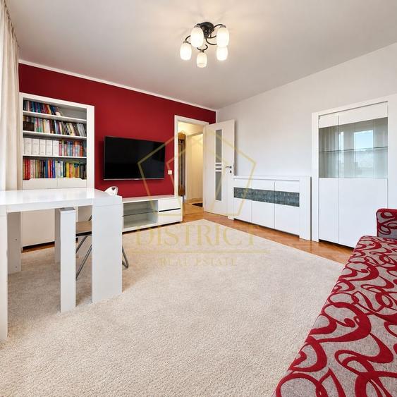 Apartament cu 3 camere decomandat, mobilat în Aradului