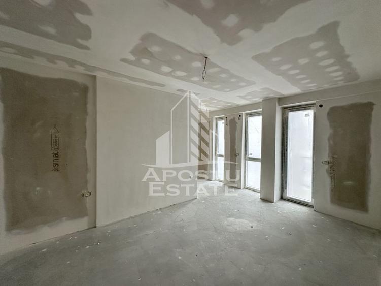 Apartament cu 2 camere decomandat în Aradului — fotografia 3