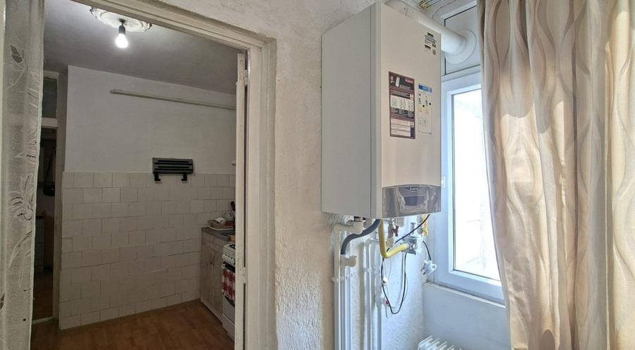 Apartament cu 2 camere decomandat în Micro 21