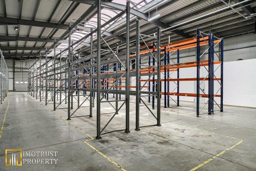 Spațiu industrial, de 856 mp, în Sud