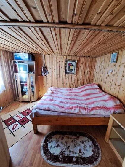 Casă cu 3 camere în Ocoliș