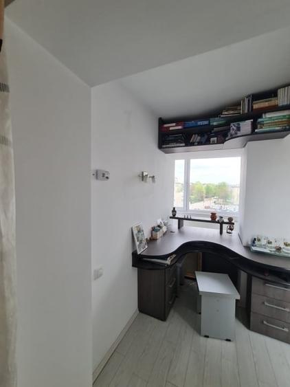 Apartament cu 2 camere semidecomandat în Centru Civic