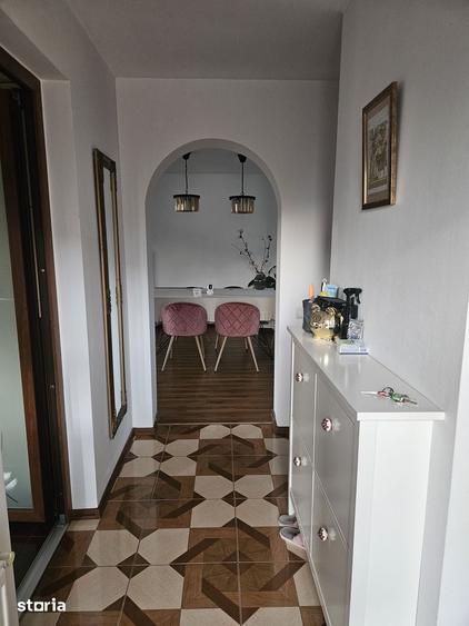 Casă cu 4 camere cu Teren 501 Mp în Domnești