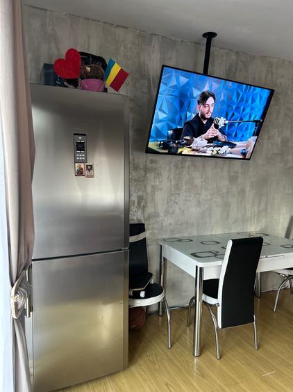 Apartament cu 3 camere decomandat în Chiajna