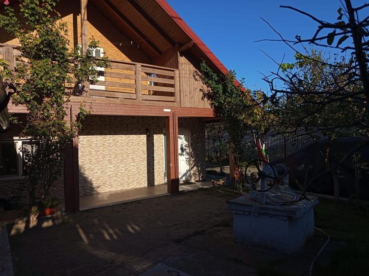 Casă cu 3 camere în Central