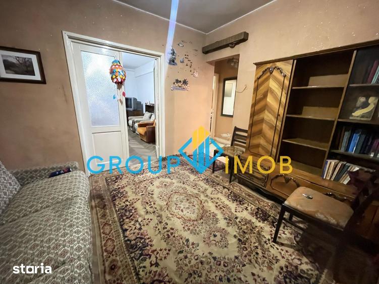 Apartament cu 3 camere semidecomandat în Ultracentral