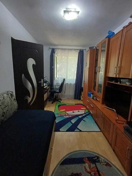 Apartament cu 2 camere nedecomandat în Central