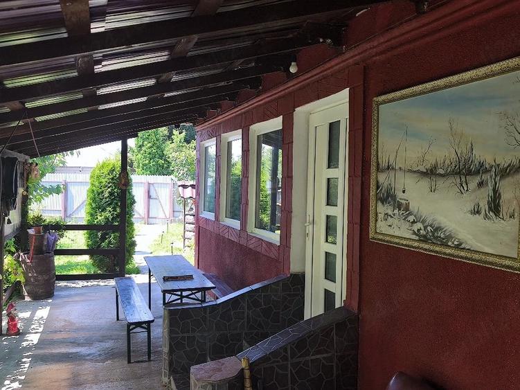 Casă cu Teren 4000 Mp în Girov