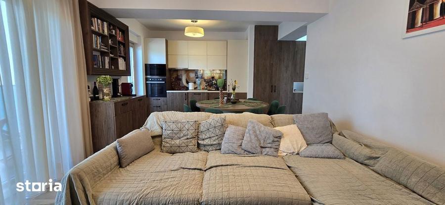 Apartament cu 3 camere decomandat în Nord