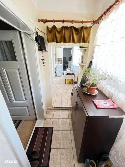 Casă cu 2 camere cu Teren 391 Mp în Vest