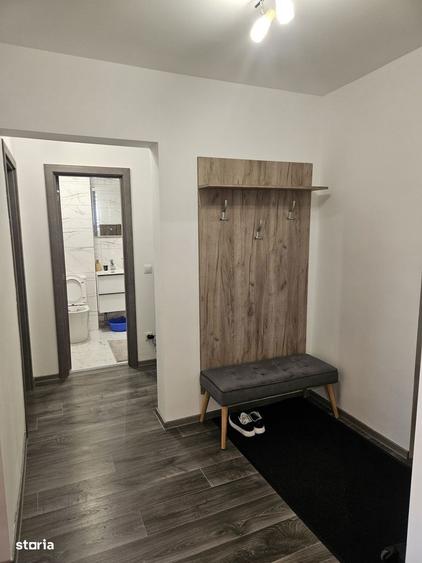 Apartament cu 2 camere, mobilat în Libertății