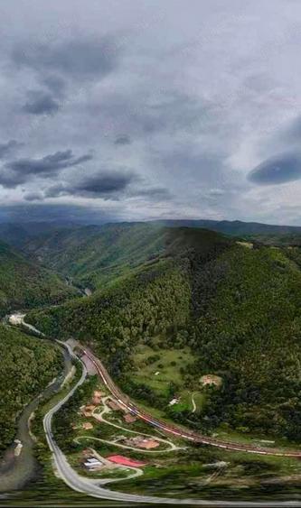 Casă cu 3 camere în Bumbești-Jiu