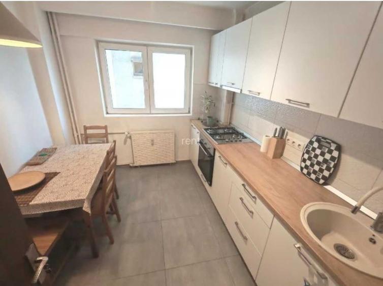 Apartament cu 3 camere semidecomandat în Nicolae Grigorescu