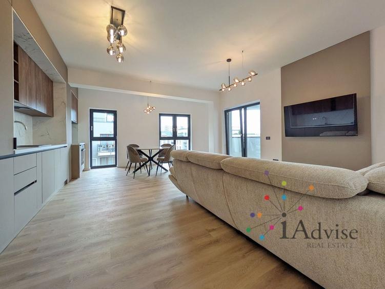 Apartament cu 2 camere decomandat, mobilat în Tractorul