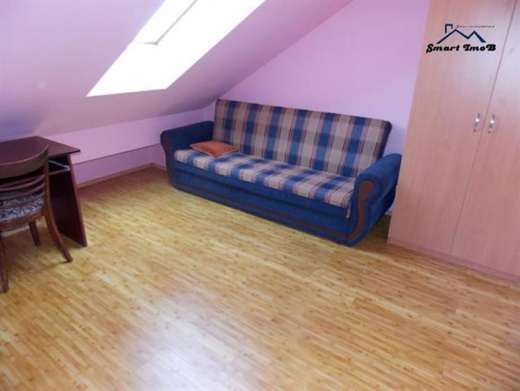 Apartament cu 5 camere semidecomandat în Vasile Aaron