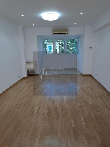 Apartament 4 camere Piata Unirii / Metrou Unirii 450m - 2