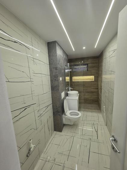 Apartament cu 4 camere în Central