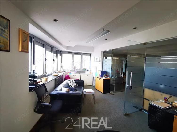 Apartament cu 4 camere în Dacia