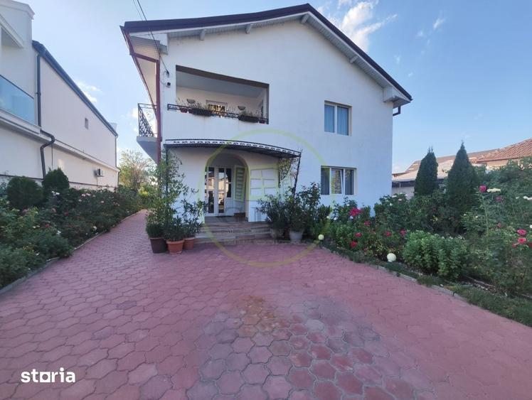 Casă cu 6 camere cu Teren 1124 Mp în Popoveni