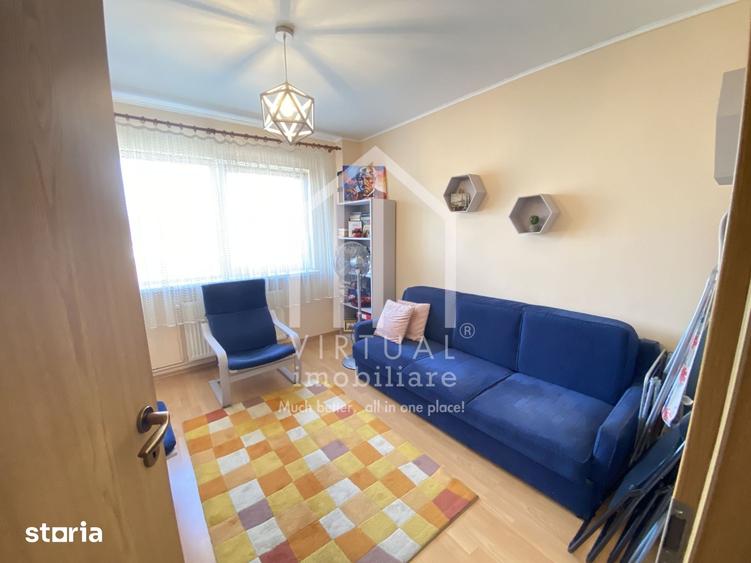 Apartament cu 3 camere, mobilat în Vasile Aaron
