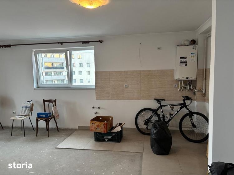 Apartament cu 3 camere în Dâmbul Rotund