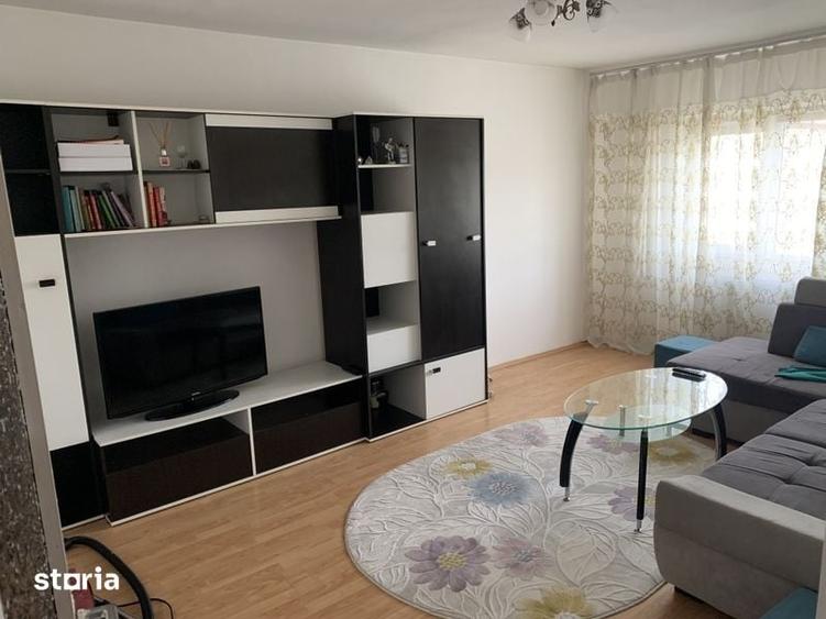 Inchiriere Apartament 3 Camere decomandat - 1