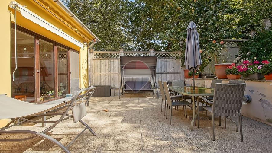 Apartament cu 3 camere decomandat, mobilat în Centrul Istoric