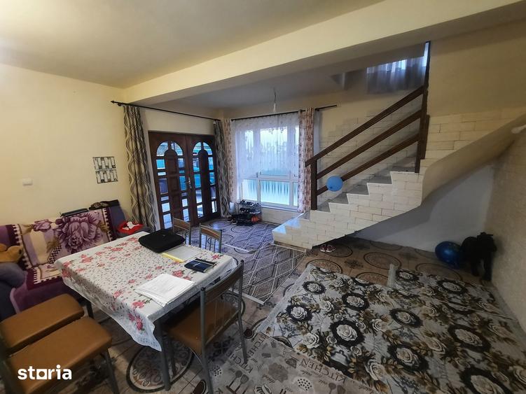 Casă cu 4 camere cu Teren 680 Mp în Micula